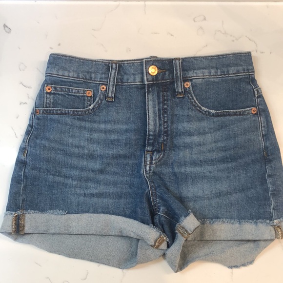 J.Crew/Jeans High-rise denim short - Picture 2 of 4
